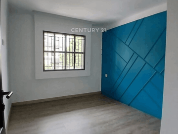 DisewakanThn Rumah Strategis Harga Menarik Di Menteng Residence