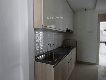 DisewakanThn Rumah Strategis Harga Menarik Di Menteng Residence