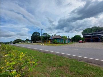 VENDO LOCALES COMERCIALES EN SAN FELIX
