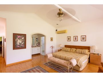 VENDO CASA CAMPESTRE VIA A LA COSTA