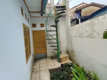 Rumah Dijual Murah Ada Kios Kontrakan Pinggir Jalan Jakarta Timur