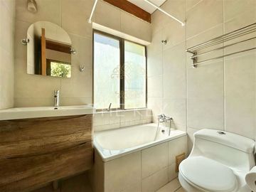 Casa en Venta en Las Chilcas Sur - Lo Cañas Alto