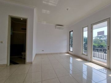 DIJUAL RUMAH MODERN BAGUS SIAP HUNI DI DELATINOS BSD CITY