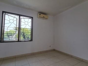 DIJUAL RUMAH MODERN BAGUS SIAP HUNI DI DELATINOS BSD CITY