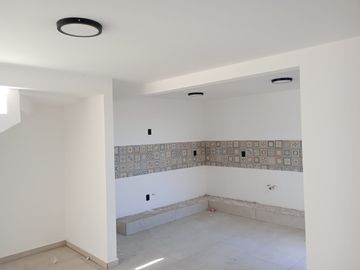 CASA EN GRAN PEÑON PRIVADA CANAL SLP
