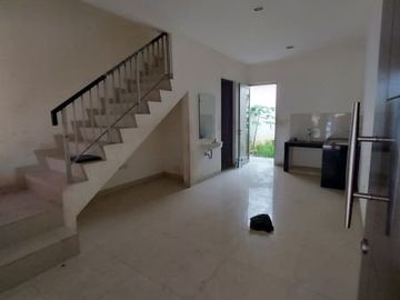 Rumah siap huni 2 lantai bebas banjir di Grand Gakaxy City Bekasi selatan
