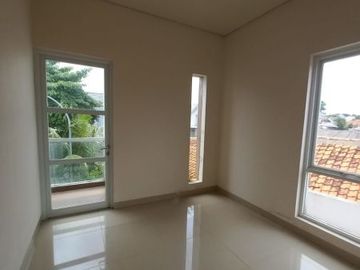 Jual Rumah Brand New 5 Kamar tidur di Discovery Bintaro Jaya, SC-3159
