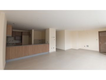 DEPARTAMENTO 3 HABITACIONES AV 10 DE AGOSTO Y ELOY ALFARO AN