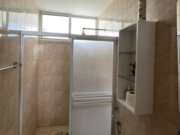 Punta Centinela, vista al mar, departamento de 3 dormitorios, en venta.