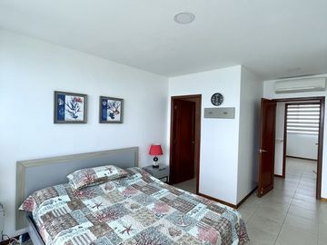 Punta Centinela, vista al mar, departamento de 3 dormitorios, en venta.