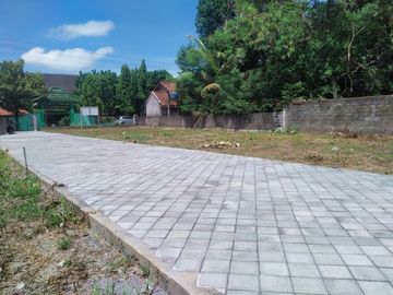 Kavling BONUS Bangunan, Tanah Matang Selatan Jl Solo: Jamin SHM