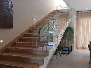 Casas en Venta en Península