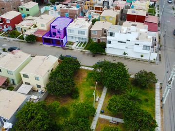 Casa De 2 Pisos En Venta En Condominio Sol De Las Delicias I - Moche