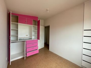 Casa De 2 Pisos En Venta En Condominio Sol De Las Delicias I - Moche