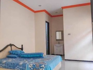 Rumah Mewah + Kolam Renang Luas 300 di Golf Araya Malang