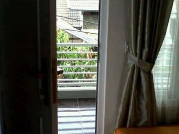 Dijual rumah & kost 2 lt, Cigadung Komp. UNPAD Bandung