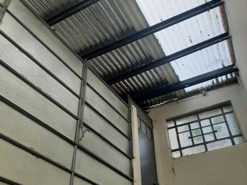 Excelente PH Tipo Casa 3 Ambientes Parque Patricios