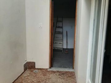 Excelente PH Tipo Casa 3 Ambientes Parque Patricios