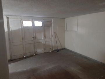 Excelente PH Tipo Casa 3 Ambientes Parque Patricios