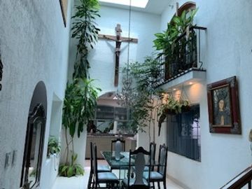 HERMOSA CASA EN VENTA EN ZONA DEL VALLE  EN SAN PEDRO GARZA GARCÍA NUEVOP LEON