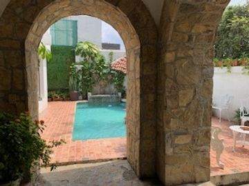HERMOSA CASA EN VENTA EN ZONA DEL VALLE  EN SAN PEDRO GARZA GARCÍA NUEVOP LEON