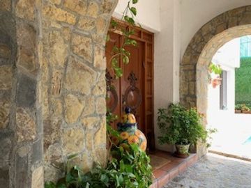HERMOSA CASA EN VENTA EN ZONA DEL VALLE  EN SAN PEDRO GARZA GARCÍA NUEVOP LEON