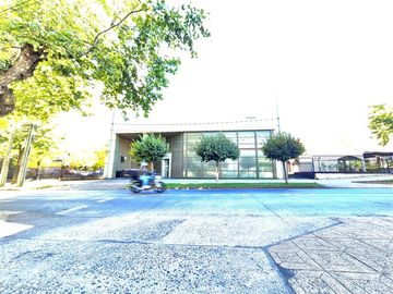 Amplia Oficina en arriendo en Los Angeles