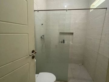 Rumah San Antonio Hadap Utara Furnish