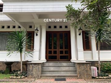 Rumah Mewah Di Pengadegan Jakarta Selatan