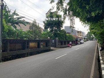 Rumah Mewah Di Pengadegan Jakarta Selatan