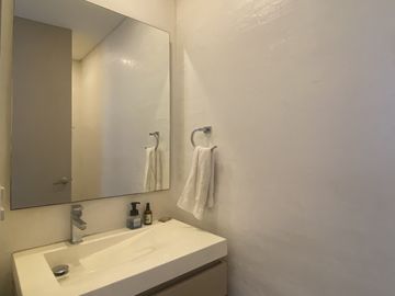 apartamento en arriendo/venta en portal de genoves. Cod V84882