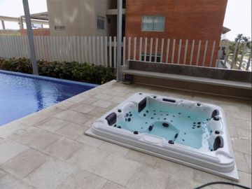 apartamento en arriendo/venta en portal de genoves. Cod V84882