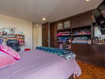 Departamento en Venta, Patriotismo