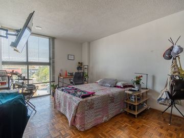 Departamento en Venta, Patriotismo