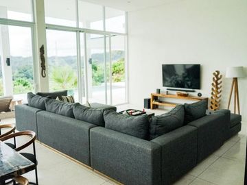 luxury sea view villa in Kuta Mandalika