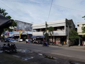 Ruko Letter L Sangat Luas Area Sampit Kalimantan Tengah 0 Jalan Raya