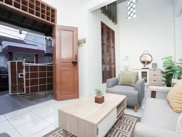 Rumah Terawat di Larangan Indah Kota Tangerang