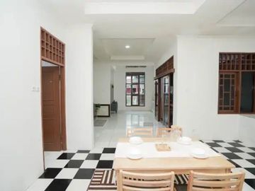 Rumah Terawat di Larangan Indah Kota Tangerang