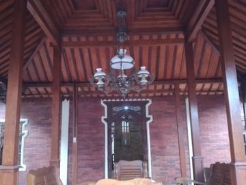 JOGLO KLASIK MODERN LOKASI PREMIUM DI BARAT HOTEL HYATT PALAGAN