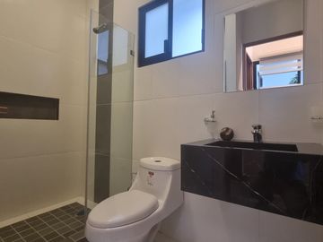 DEPARTAMENTO NUEVO! EXCELENTE UBICACIÓN Y ACABADOS, ZONA SUR ESTE, LEÓN GTO.
