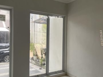 Dijual Rumah Brandnew Di Lokasi Strategis Di Graha Raya Bintaro
