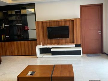 Disewakan Apartemen Royal Mediterania Garden Residences, 3BR Furnish