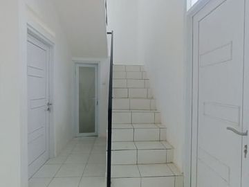 Rumah 2LT Classic Modern Di Cinunuk Bandung Timur