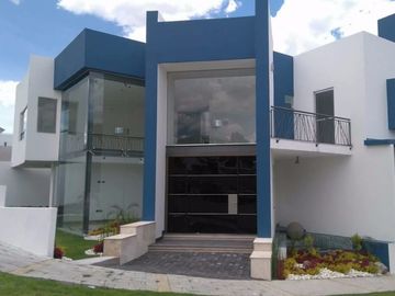 Venta de casa en Residencial El Pedregal