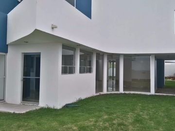 Venta de casa en Residencial El Pedregal