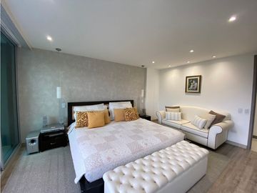 VENTA APARTAMENTO MODERNO  EN ARMENIA LA CASTELLANA 173 m2
