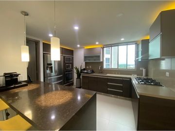 VENTA APARTAMENTO MODERNO  EN ARMENIA LA CASTELLANA 173 m2