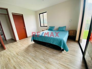 ¿Buscas una vida de lujo en medio de la naturaleza? Este terreno de 1200 metros cuadrados en el prestigioso condominio ecológico 
