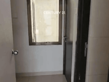 Ruko Savoy Strategis 2 Lantai 3 KT 2 KM Di JGC Jakarta Timur