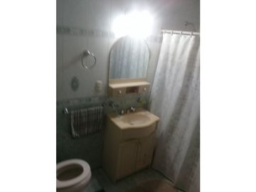 Casa Quinta sobre 3 hectáreas y media con pileta Batán